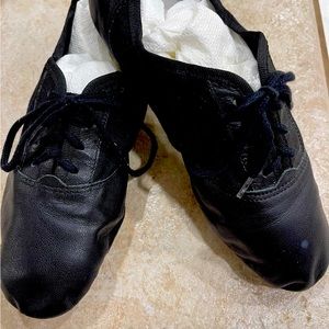Capezio split sole jazz shoes, (last picture is stock photo)
